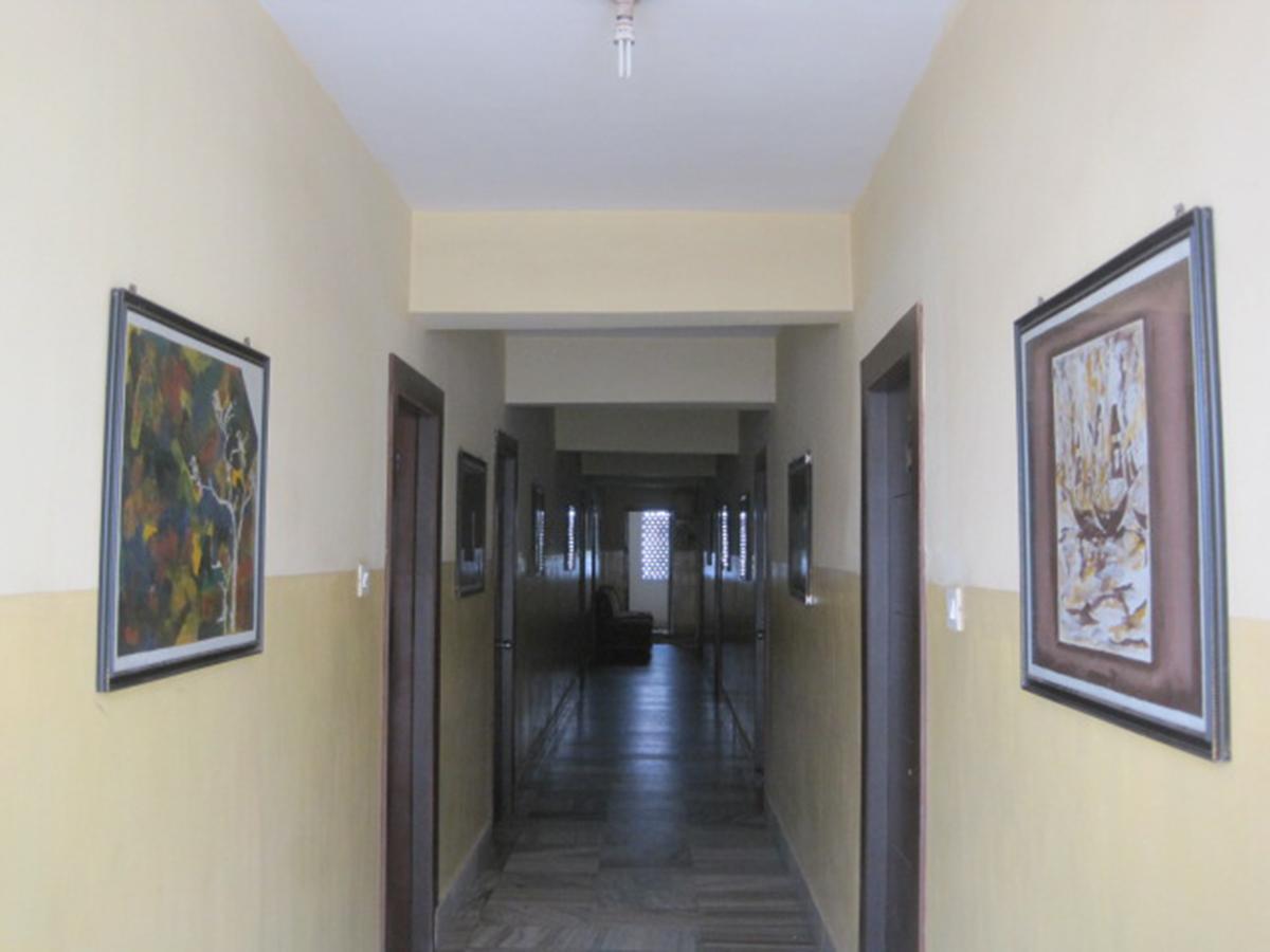 Hotel Arya Palace Puri Exterior foto